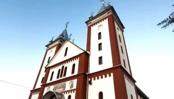 Biserica „Sfinții Apostoli Petru și Pavel” Săcălășeni - Săcălășeni