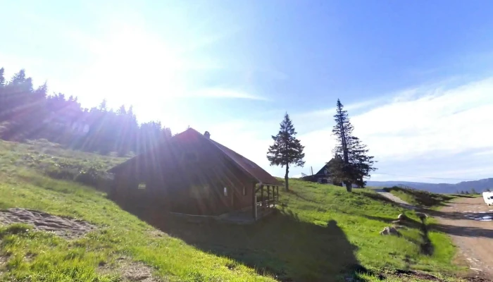 Cabana Madaras Street View Si 360deg - Zetea