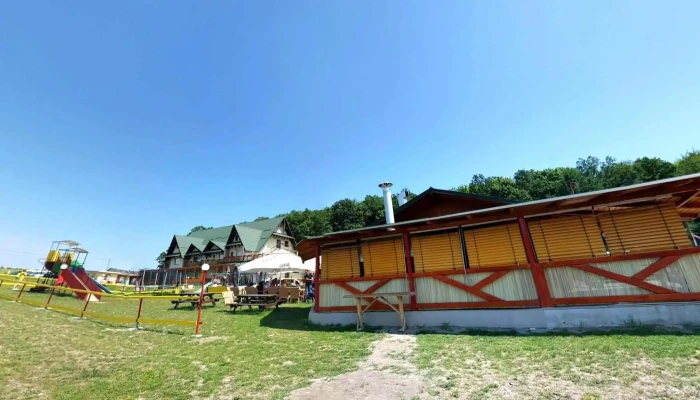 Cabana Vanatoreasca Motca -  Street View Si 360deg - Moțca
