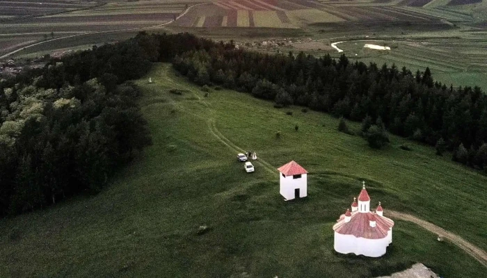 Capela Sfantul Stefan Din Sanzieni Prețuri - Romania