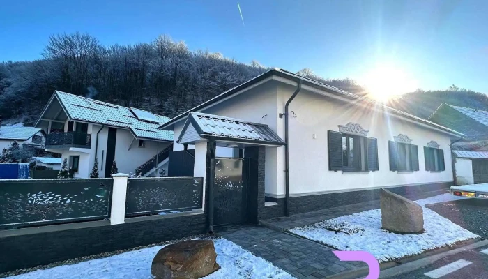 Casa Din Vale -  Număr - Văliug