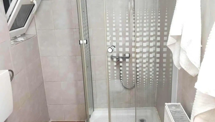 Casa Luminita De La Proprietar - Brezoi