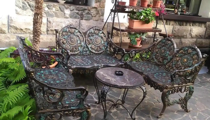 Castelul Printul Vanator Gradina - Turda