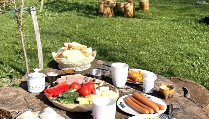 Casuta Bunicilor Isverna Mancaruribauturi - Isverna