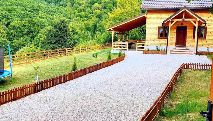 Casuta Din Padure Unde - Valea Mare