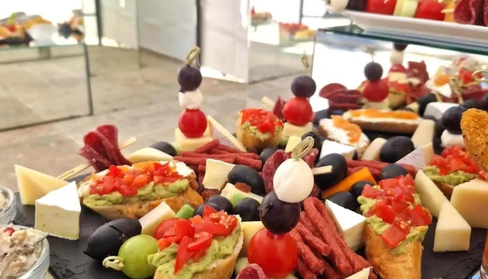 Complex Hilston -  Aperitiv - Slatina
