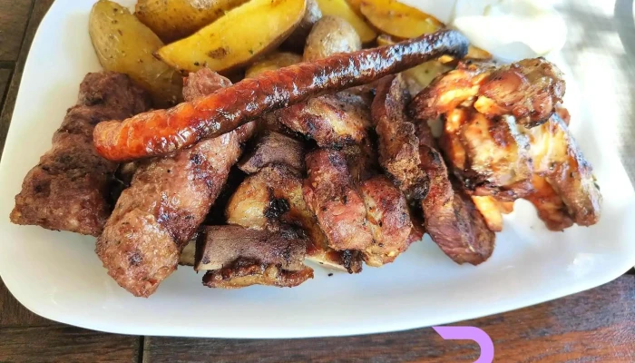 Complexul Turistic Fantanita Craiesei Churrasco - Făgăraș