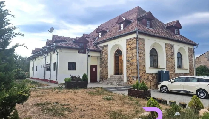 Conac San Benedictus - România