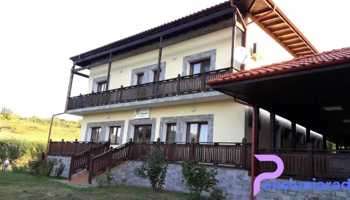 Conacul Domnitei -  Exterior - Dăești