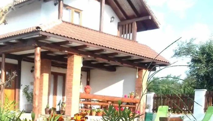 Căsuța de la țară - Cărpiniş