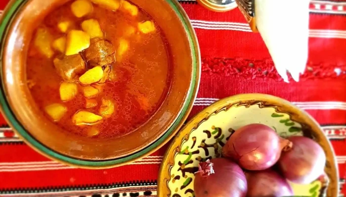 Hanu Paprika -  De La Proprietar - Ozun