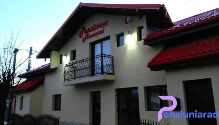 Hostel -   Hanami Exterior - Bacău