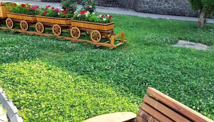 Hotelul Turist De La Vizitatori - Pucioasa