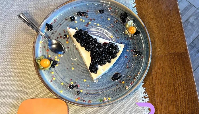 Lake House Restaurant -  Cheesecake - Bacău