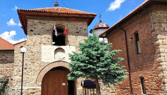 Manastirea Saracinesti Zonă - Păușești-măglași