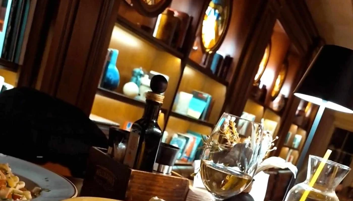ok castel restaurant & wine pub - Râmnicu Vâlcea