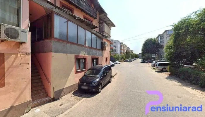 Pensiune - Pitești 110072