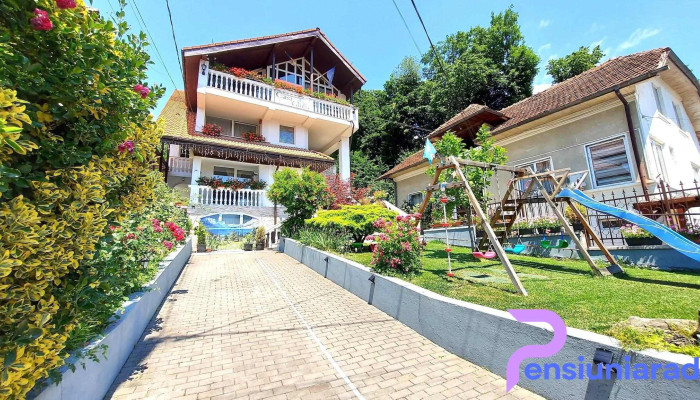 Pensiunea Casa Giulia Olanesti De La Vizitatori - Băile Olănești
