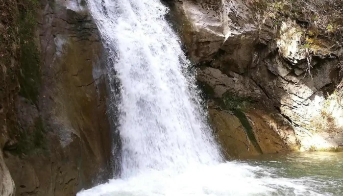 Pensiunea Casoca Cascada De La Vizitatori - Cașoca