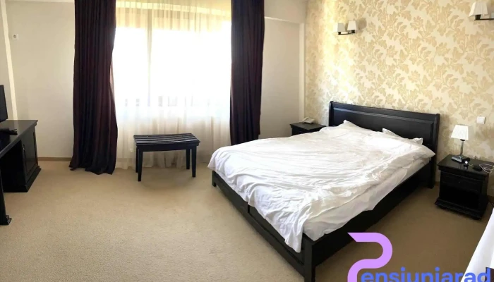 Pensiunea Royal -  Camere - Moinești
