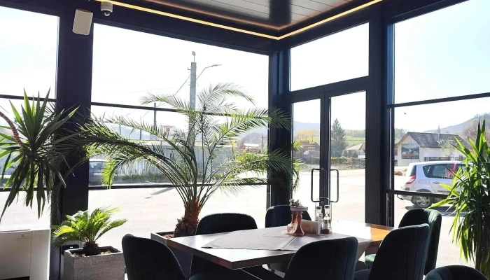 Perla Restaurant Pensiune   E60 Ciucea Program - Ciucea