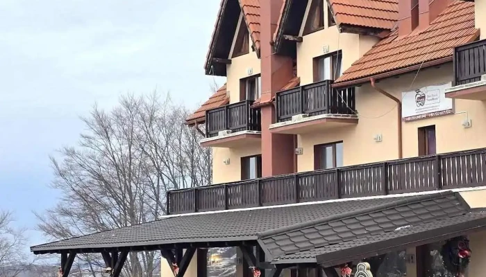 Poiana Marului Ranch Recenzii - Poiana Mărului