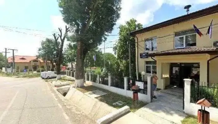 Primaria Grajduri Cum Să Ajungi Acolo - Grajduri