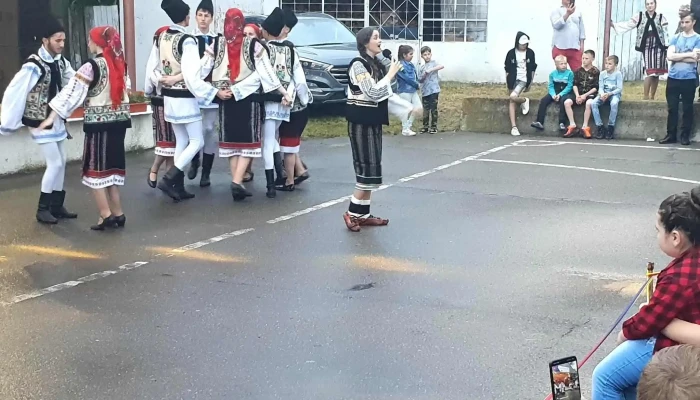 Primaria Mosna Recenzii - Moşna