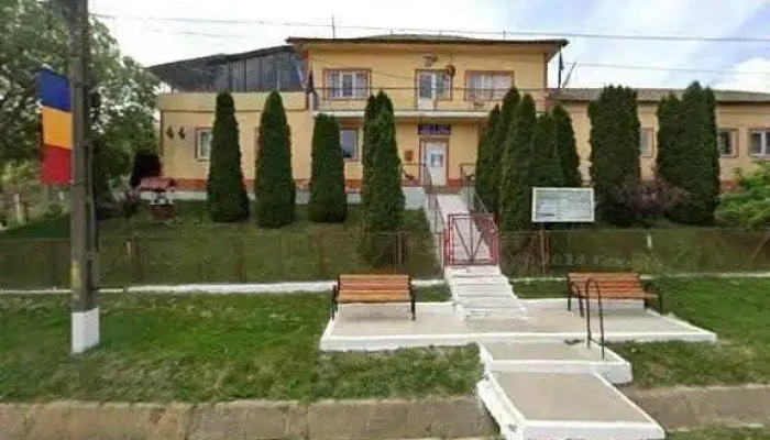 Primaria Roscani Iasi Street View Si 360deg - Rădeni