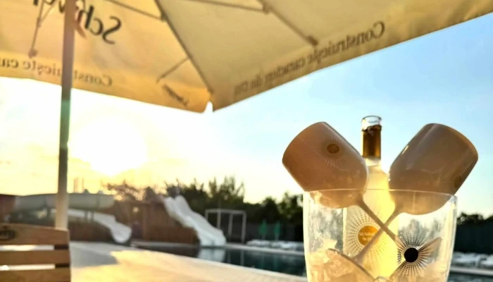 Pub84 -    Pub Piscina Locație - Podu Turcului