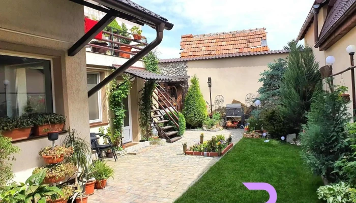 Rasnov Retreat -  Catalog - Râșnov