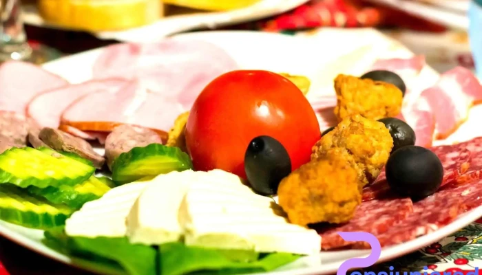 Restaurant   Pensiune Casa Alba Mancaruribauturi - Baia De Aramă