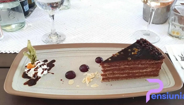 Restaurant La Casa Cu Stuf Braila Tiramisu - Baldovinești
