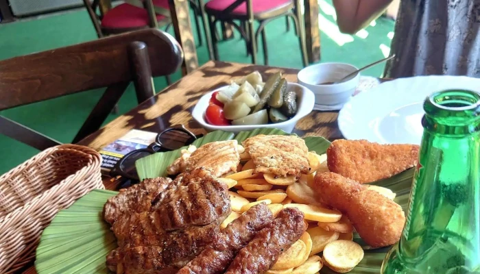 Restaurant La Neamtu Valiug Locație - Văliug