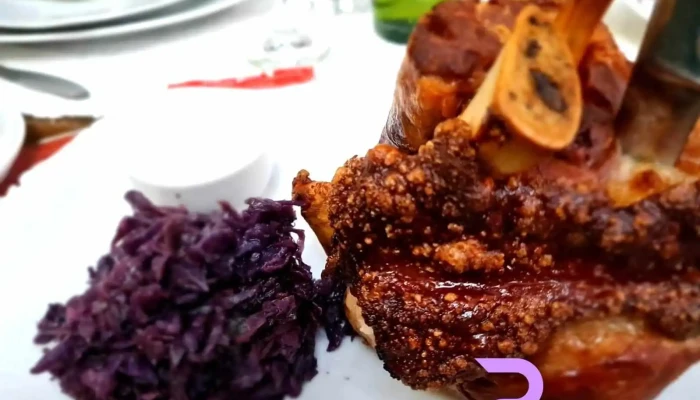 Restaurant La Promenada -  Varza Rosie - Râșnov