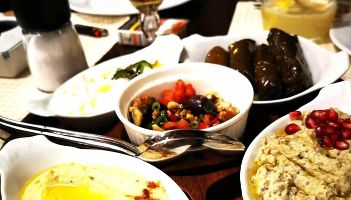 Restaurant Levant -  Aproape De Mine - Râmnicu Vâlcea