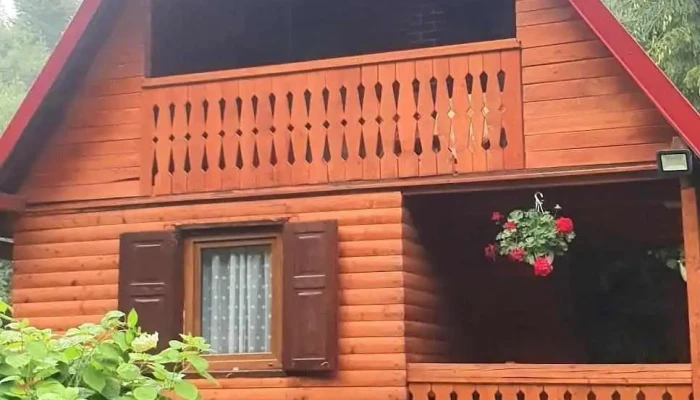 Zoltan Kulcsoshaz Exterior - Vărșag